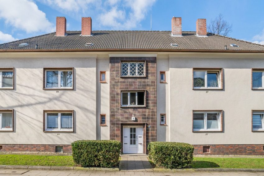 Fassade kleines Mehrfamilienhaus