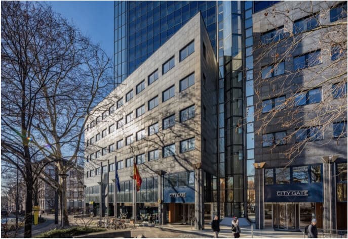 Eingangsbereich Bürohochhaus