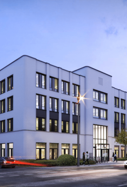 Fassade, Bürogebäude in Dämmerung