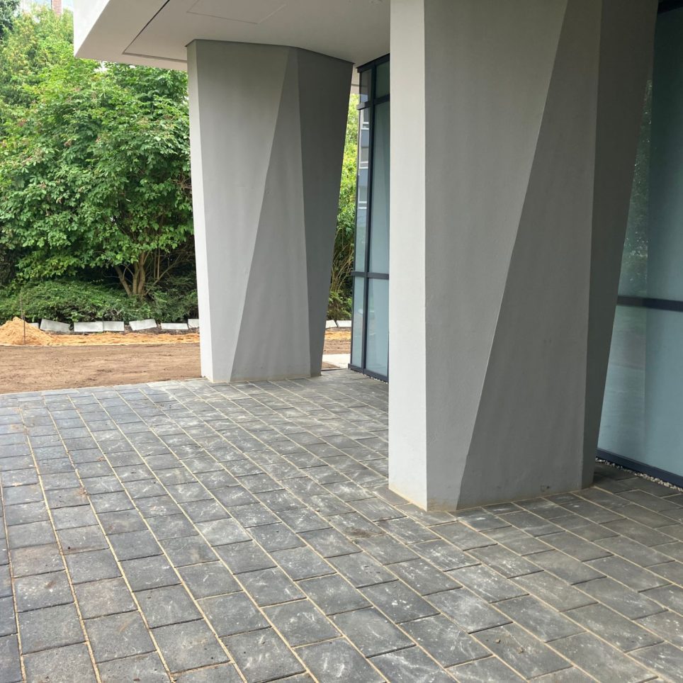 Terrasse (Bepflanzung vorhanden)