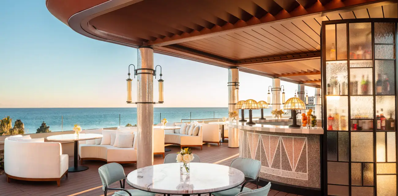 Terrasse des Hotels Nice Antara Plaza