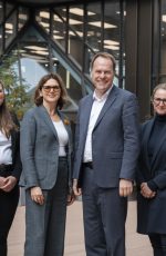 Oberbürgermeister Dr. Keller und Team Covivio im ICON by Covivio