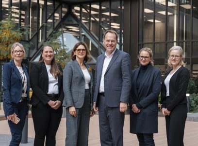 Oberbürgermeister Dr. Keller und Team Covivio im ICON by Covivio