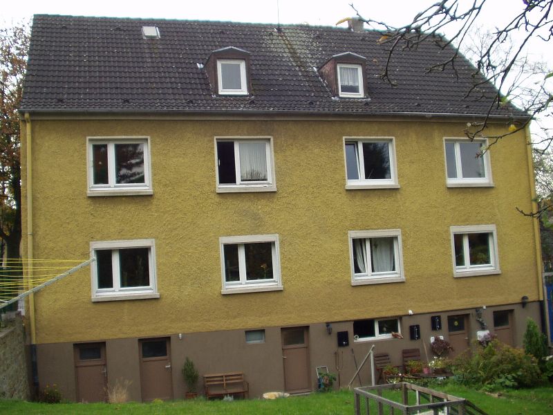 *** Heimaterde! 2 Zimmer-Wohnküche – modernes Duschbad – eigener Garten!*** - Foto 2