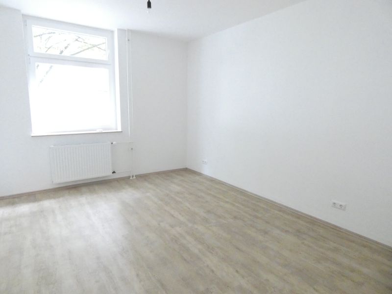 *** Moderne 2-Zi-Wohnung mit Loggia in Essen-Frohnhausen sucht einen neuen Bewohner *** - Foto 1