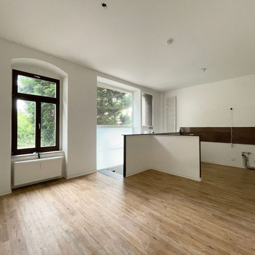 Blick zur offenen Küchenzeile