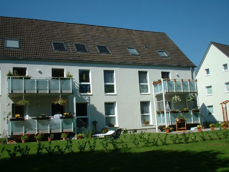 *renovierte Balkonwohnung*Tageslichtbad*grüne Lage* - Photo 2