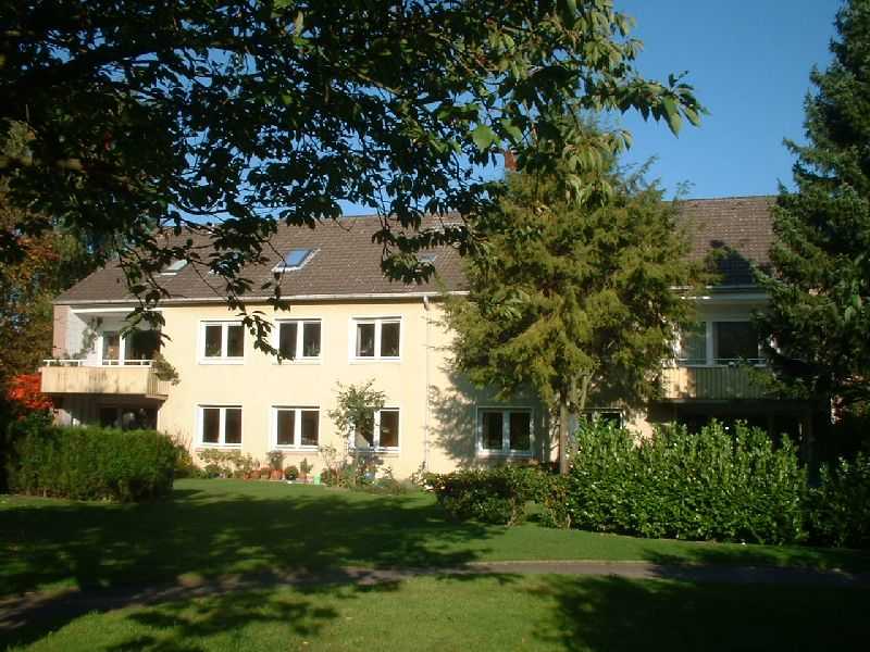 Modernisierte 3-Zi.-Whg. mit großem Balkon im schönen Essen-Bredeney zu vermieten! - Foto 1