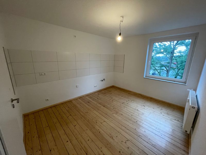 *hochwertig modernisierte Altbauwohnung im EG*Tageslichtbad* - Foto 1