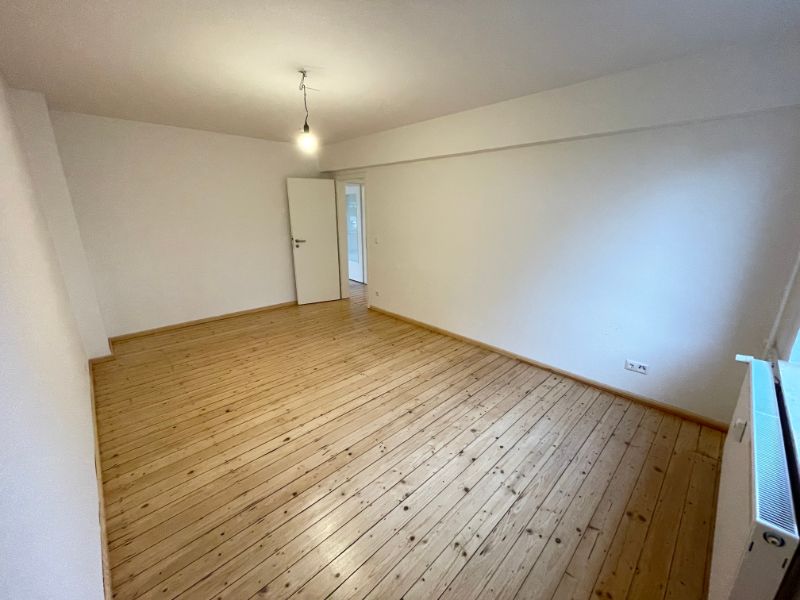 *hochwertig modernisierte Altbauwohnung im EG*Tageslichtbad* - Foto 5