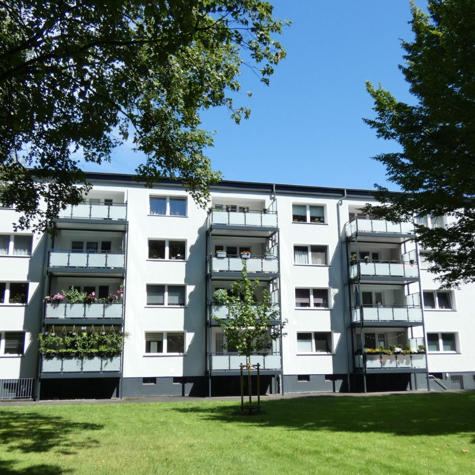 Hausansicht - Balkone