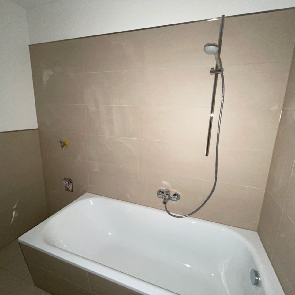 Wannenbad mit WM-Anschluss