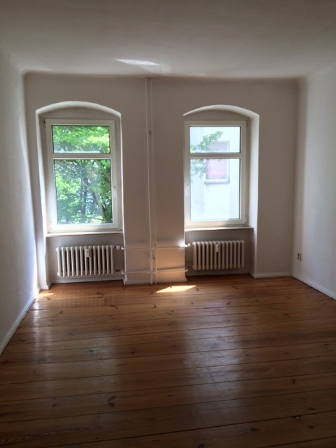 Für Altbauliebhaber: Viel Platz, viel Licht und Wohnküche suchen neue Mieter! - Photo 4