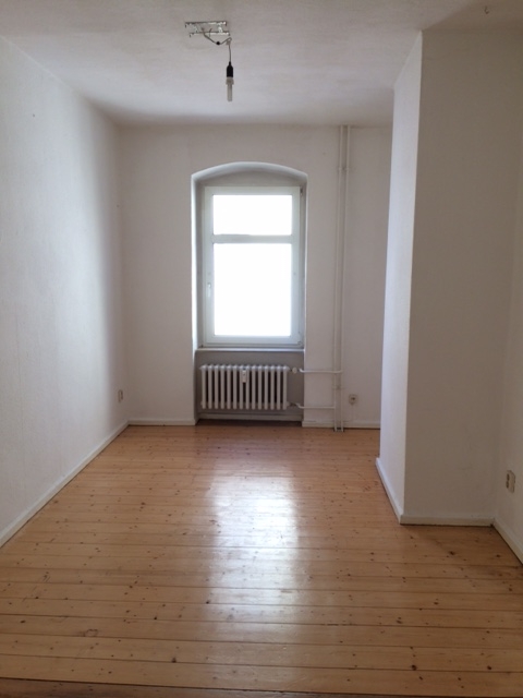 Für Altbauliebhaber: Viel Platz, viel Licht und Wohnküche suchen neue Mieter! - Photo 5