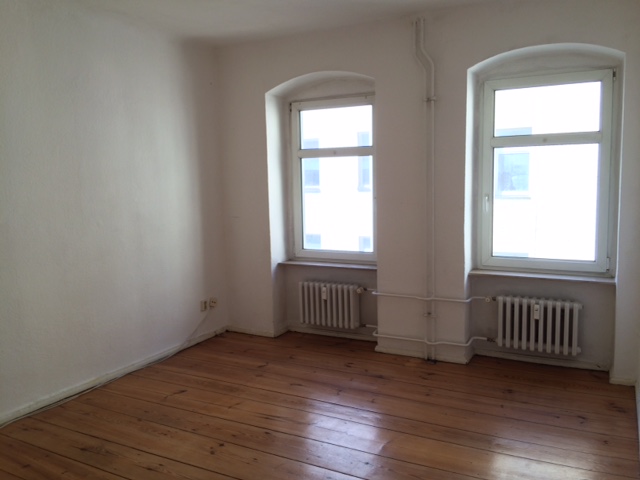 Für Altbauliebhaber: Viel Platz, viel Licht und Wohnküche suchen neue Mieter! - Photo 3