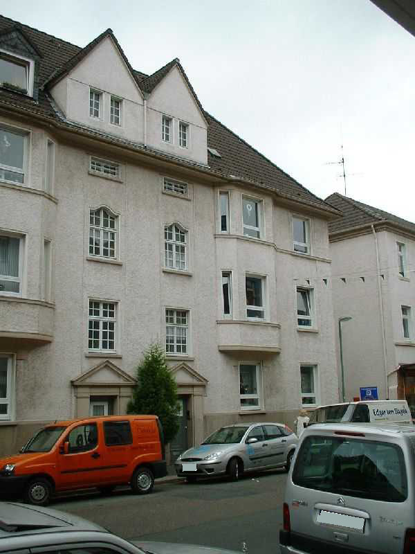 *** Modernisierte 3-Zi-Wohnung in zentraler Lage von Essen-Holsterhausen *** - Photo 1