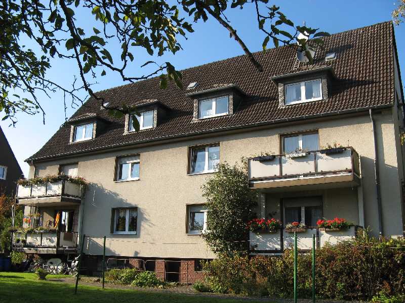 Attraktive Wohnung mit Balkon in zentraler Lage *komplett modernisiert* - Foto 1