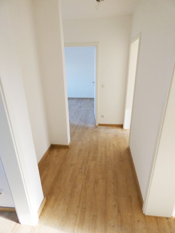 Modernisierte 3-Zi.-Whg. mit Balkon in angrenzender Nähe zu E-Haarzopf! - Photo 4