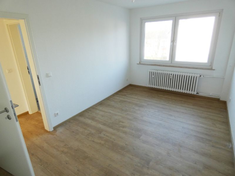 Modernisierte 3-Zi.-Whg. mit Balkon in angrenzender Nähe zu E-Haarzopf! - Photo 1