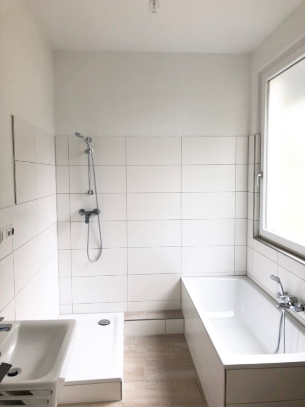 *** Modernisierte 3-Zi-Wohnung in beliebter Lage von Essen – Holsterhausen *** - Foto 2