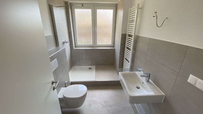 *** Sanierte 2-Zi.-Wohnung zzgl. Mansarde in grüner Lage! *** - Photo 4