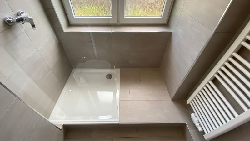 *** Sanierte 2-Zi.-Wohnung zzgl. Mansarde in grüner Lage! *** - Photo 2