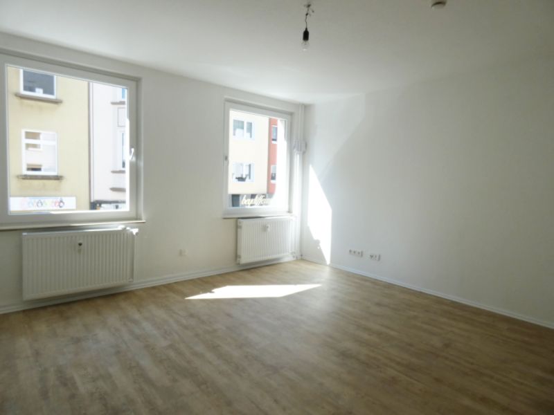 *** Modernisierte 3-Zi-Wohnung mit Loggia sucht neuen Bewohner *** - Photo 5
