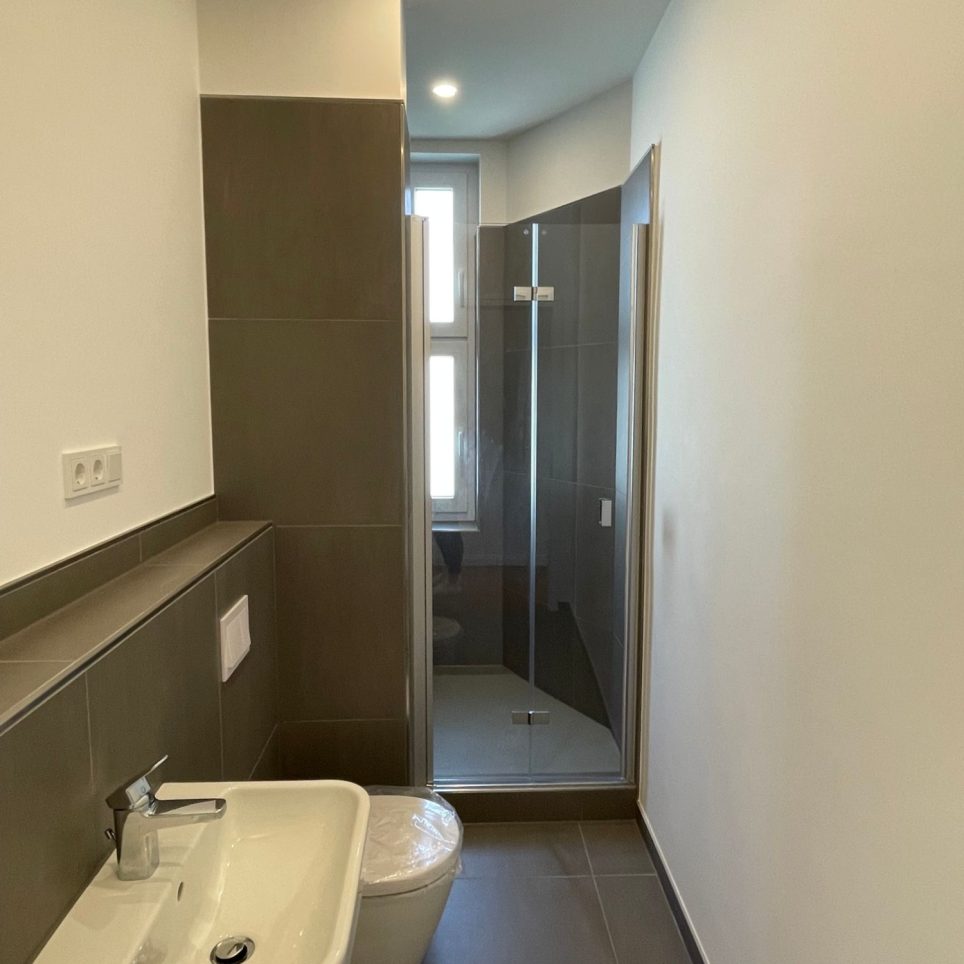 hochwertiges Duschbad