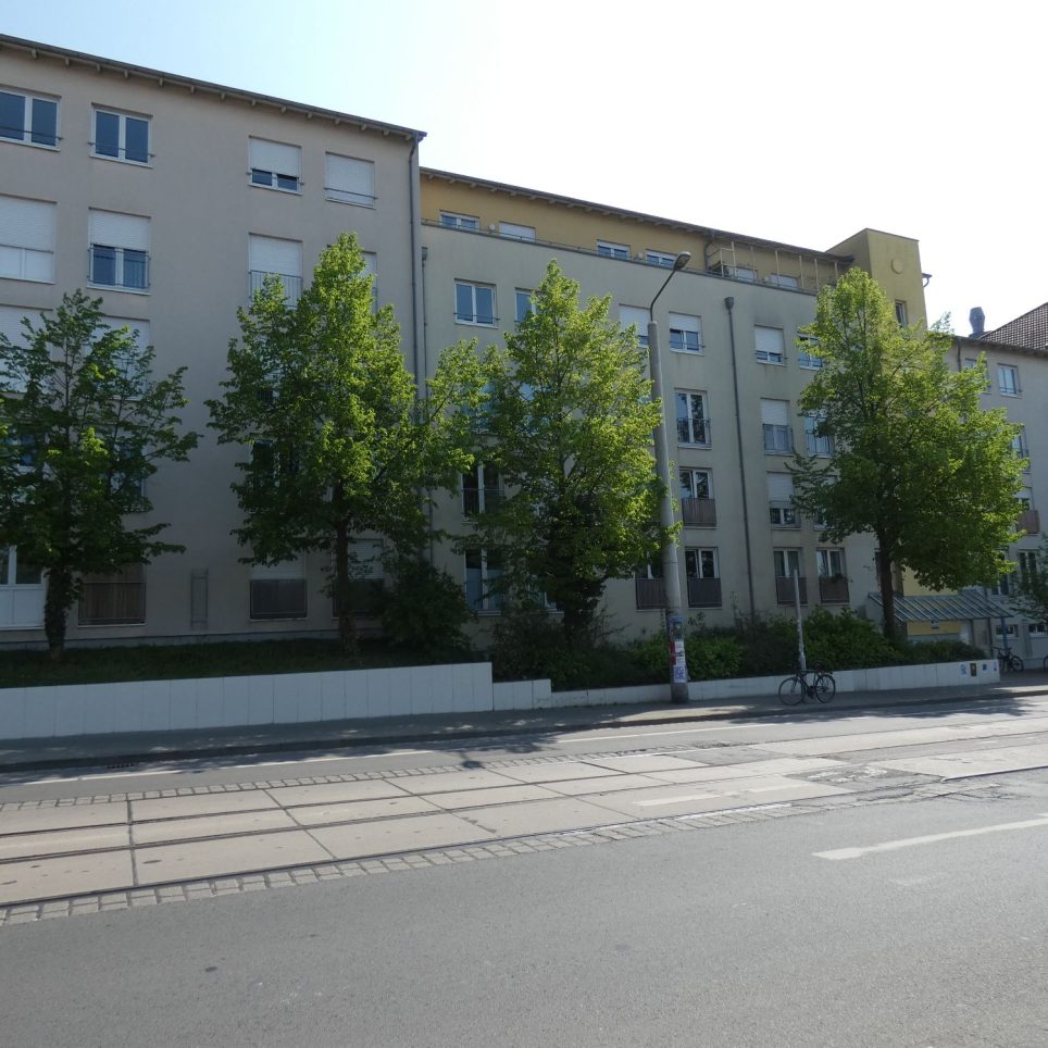 Gebäude Vorderansicht