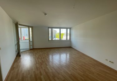 Wohnzimmer mit Wintergarten