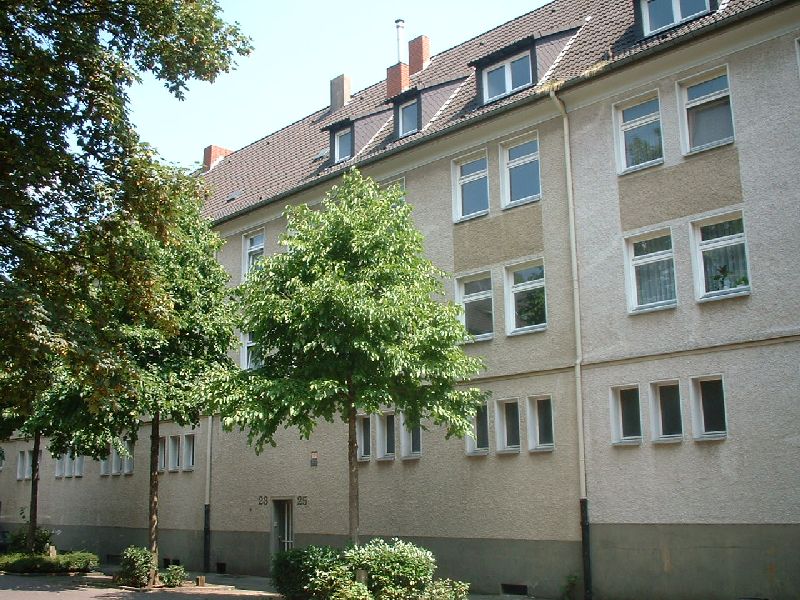 *kernsanierte und hochwertige Altbauwohnung*Tageslichtbad*Holsterhausen* - Photo 1