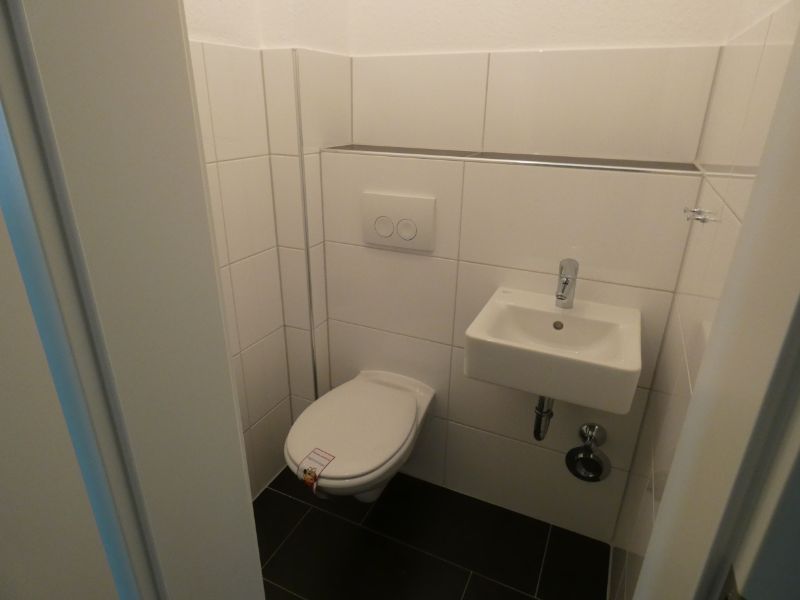 bezugsfertige Wohnung mit Balkon in Vierlinden - Photo 1