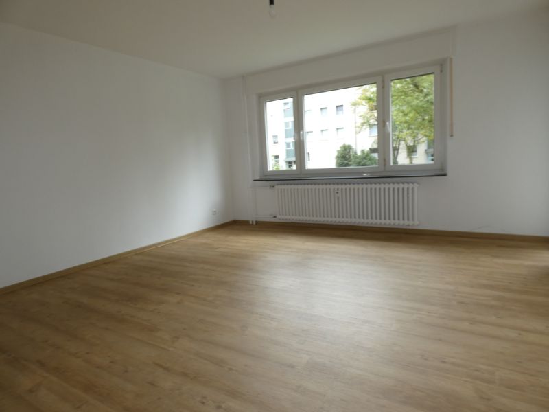 +++ 3-Zi.-Wohnung mit Balkon in Rumeln-Kaldenhausen +++ - Foto 2