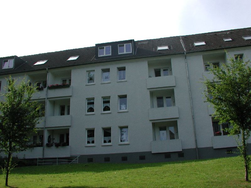 ** Großzügige 3-Zi-WE mit zwei Tageslichtbädern und zwei Loggien in beliebter Lage von Frohnhausen ** - Photo 2