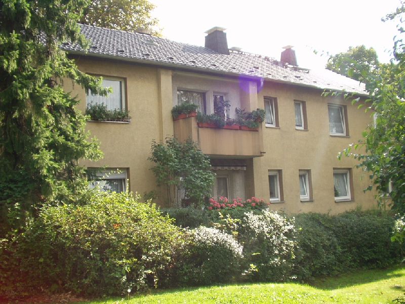 *** Charmante, moderne Wohnung mit Dusche und Balkon! *** - Photo 2