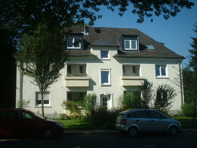 ** Modernisierte 3-Zi-Whg mit Balkon und Loggia in ruhiger, zentraler Lage von Essen-Frohnhausen ** - Foto 2