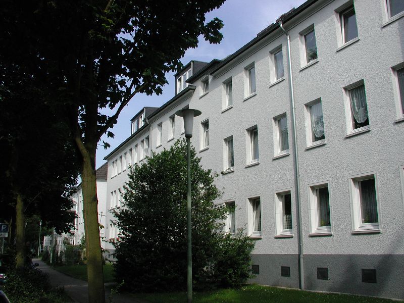 ** Großzügige 3-Zi-WE mit zwei Tageslichtbädern und zwei Loggien in beliebter Lage von Frohnhausen ** - Photo 2