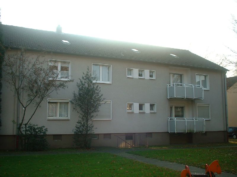 2 Zimmer-EG-Wohnung mit Balkon gesucht? Erstbezug nach Sanierung! - Photo 2