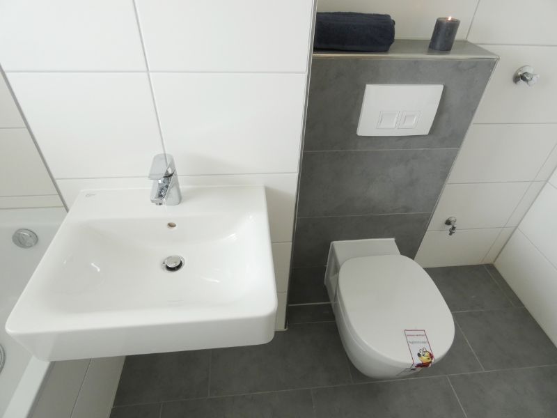 *** Modernisierte Altbauwohnung in den begehrten Lage von Holsterhausen *** - Foto 1