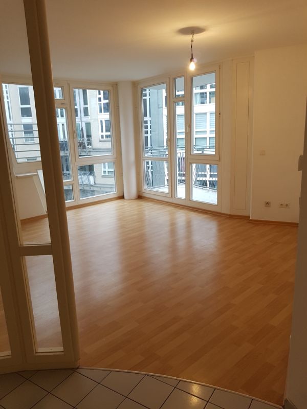 Frisch gemalert – spannend geschnitten! - Foto 1