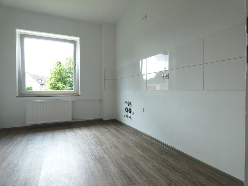 *** Ihr neues Zuhause! Modernisierte 2-Zimmerwohnung mit Balkon! *** - Foto 3