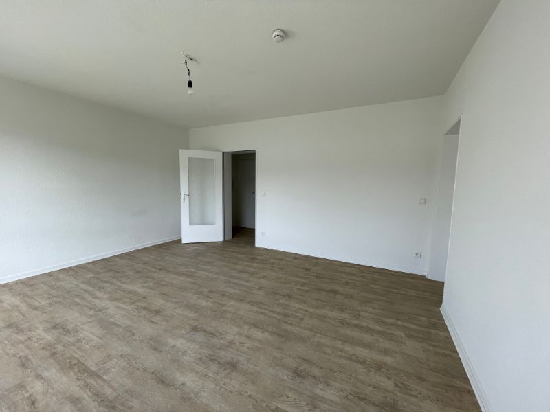 *moderne Balkonwohnung in guter Lage*energetisch modernisiert* - Photo 1