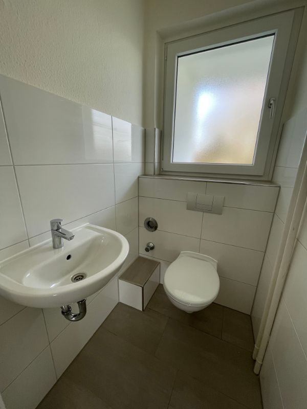*moderne Balkonwohnung in guter Lage*energetisch modernisiert* - Photo 5