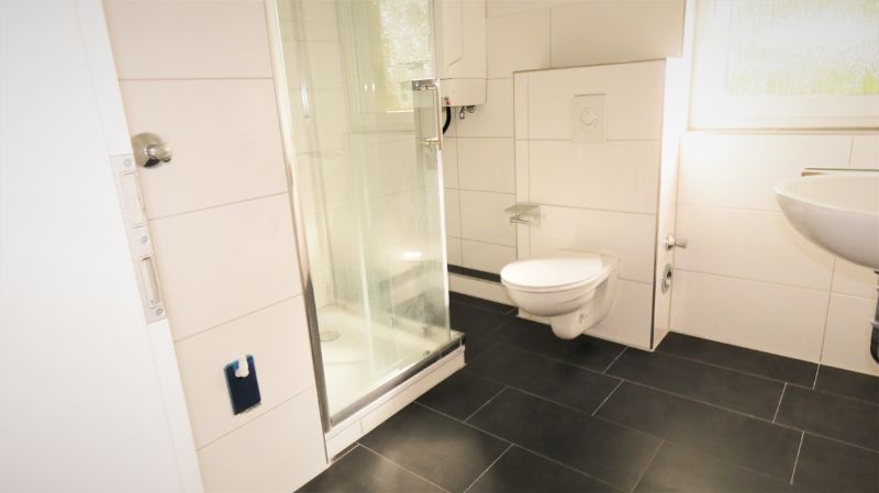 Schnuckelige 3-Zimmerwohnung mit offenem Küchenbereich! - Photo 2
