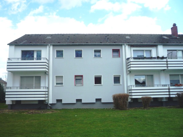+++ 3 Raum-Erdgeschosswohnung – mit Balkon und Tageslichtbad +++ - Photo 5