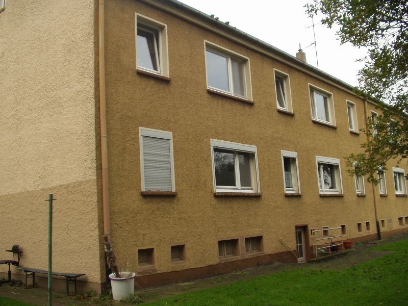 *** Heimaterde! Kleine Single-Wohnung! Bereits aufwendig saniert! *** - Photo 2