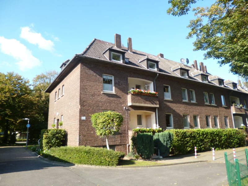 Großartige Altbauwohnung (134 qm) in zentraler Lage - Foto 2