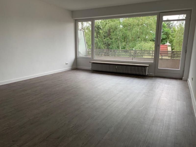++ Modernisierte, helle 1-Zimmer Wohnung mit großem Balkon ++ - Photo 1