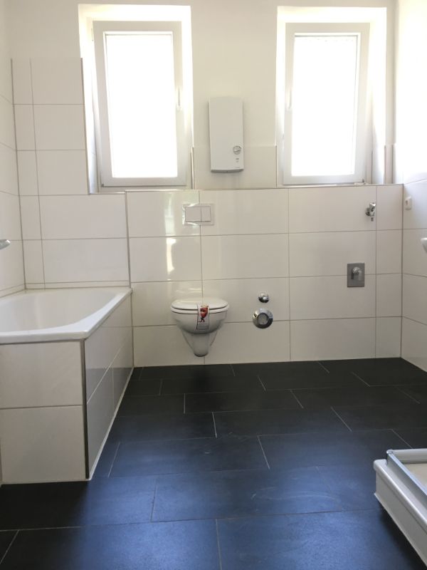 *** Altbauliebhaber aufgepasst! 2 Zimmer zzgl. Mansarde unweit des beliebten Schlossparks! *** - Photo 4