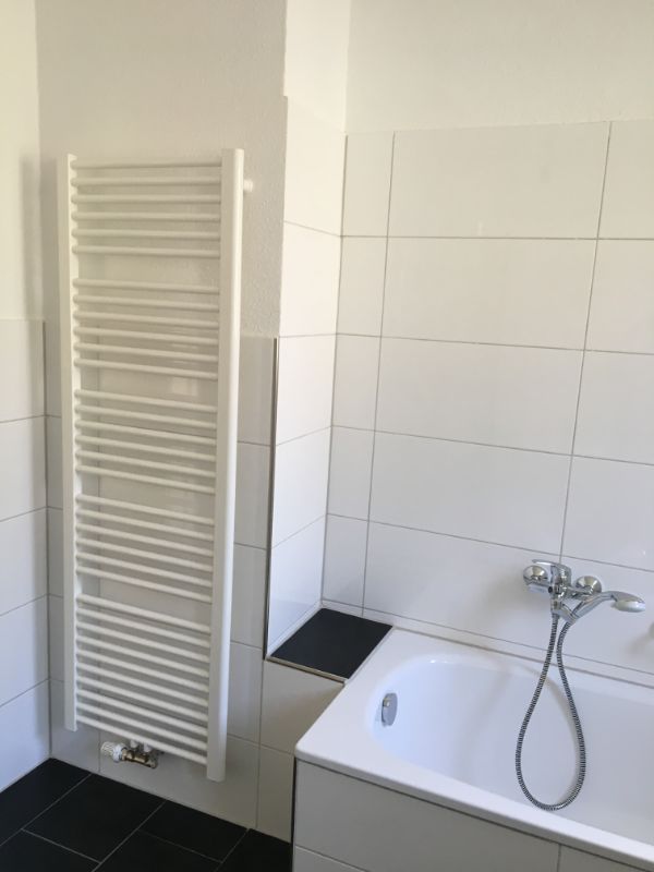 *** Altbauliebhaber aufgepasst! 2 Zimmer zzgl. Mansarde unweit des beliebten Schlossparks! *** - Photo 5